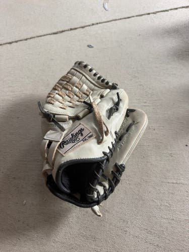 Rawlings Gg elite RH Softball Glove 12" (Used)