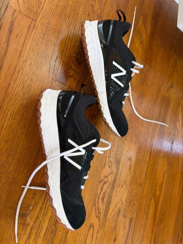 New Balance Fresh Foam 3000v5 Turf Shoes