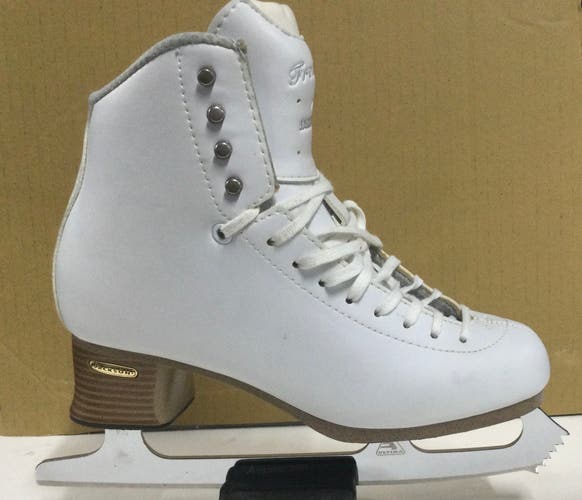 Jackson Ultima Freestyle Figure Skates B Adult 7 (Used)