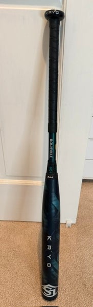 2025 Louisville Slugger Kryo Composite Bat (-10) 23 oz 33" (Used)