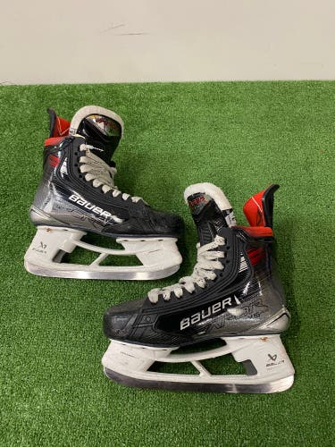 Bauer Vapor X5 Pro Hockey Skates | Junior Size 3.5 (Extra Wide)