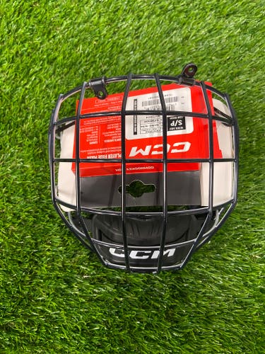 CCM FM580 Full Cage | Size Small