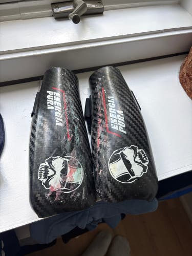 Forearm Guards Energiapura (Used) - Carbon 27 cm