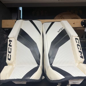 20" CCM YTFLEX 3 White/ Black Goalie Leg Pads (New)