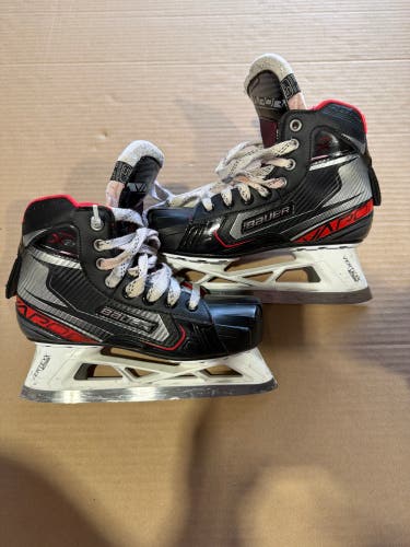 Bauer Vapor X2.7 Hockey Goalie Skates | Size 5.5 EE
