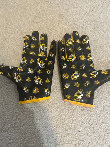 Mizzou Football Large Adult Nike Vapor Jet Gloves (New)