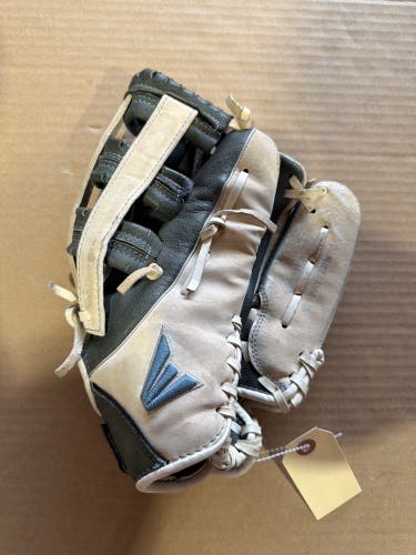 Easton Ghost RH Softball Glove 12" (Used)