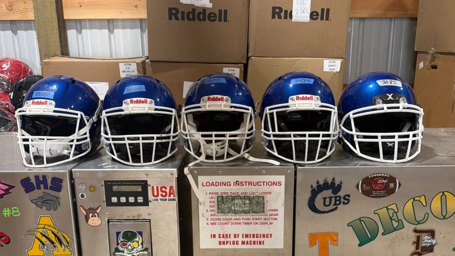 4 USED RIDDELL SPEED ICON'S 1 XENITH X2 FOOTBALL HELMETS