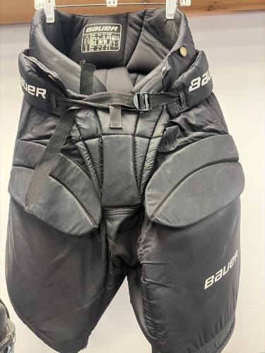 Senior Medium Bauer Performance Hockey Goalie Pants (Used)