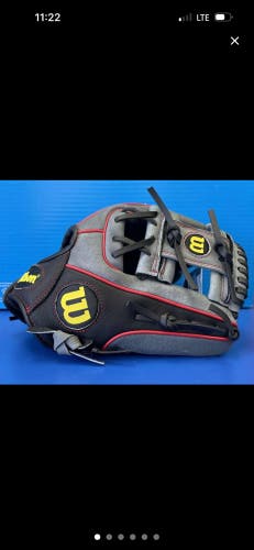2025 Wilson A450 RH Baseball Glove 11.5" (New)