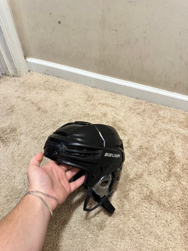 Bauer Re-Akt 100 Helmet (medium)