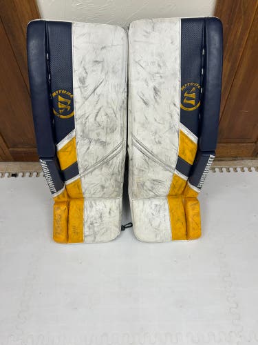 33" Warrior Ritual G5 Goalie Leg Pads (Used)