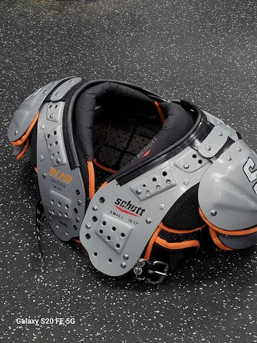 Used Schutt XV HD FB Shoulder Pads Grey SM 11849-S000043274