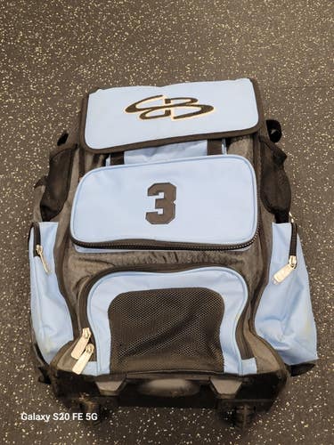 Used BoomBah ROLLER SOFTBALL BAG BB/SB Player Wheeled Bag Carolina Blue 11849-S000043235