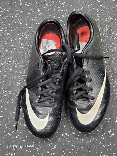 Used Nike Soccer Cleats Black Junior 03 11849-S000043218