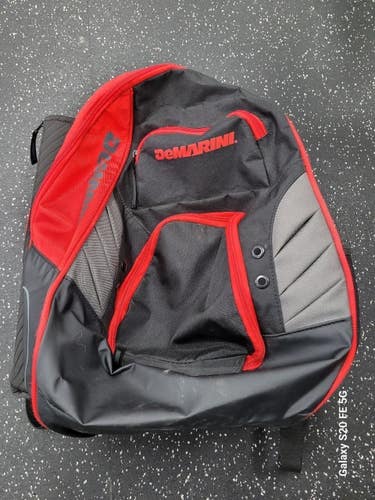 Used Demarini VOODOO OG BB/SB Player Backpack Black And Red 11849-S000043137