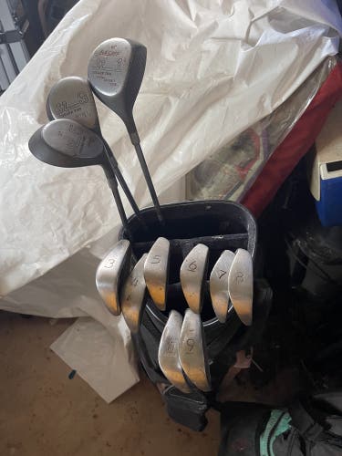 Men's Right Handed Clubs (Full Set) (Used)