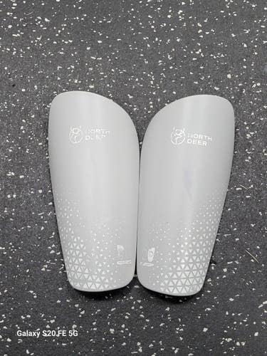 Used NORTH DEER Soccer Shin Guards Adult Grey LG 11849-S000043340