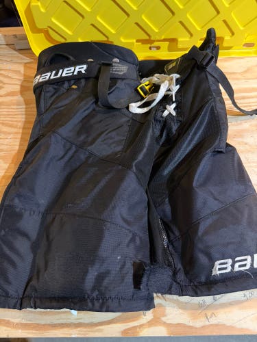 Intermediate Medium Bauer Supreme 3S Pro Hockey Pants (Used)