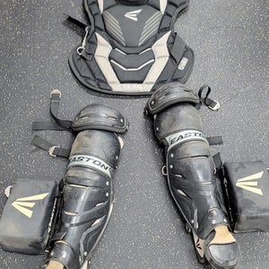 Used Easton INTERMEDIATE GAMETIME Catchers Equipment Other 11497-S000160832