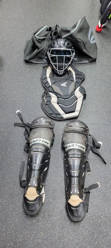 Used Easton GAMETIME INTERMEDIATE Catchers Equipment Other 11497-S000160770