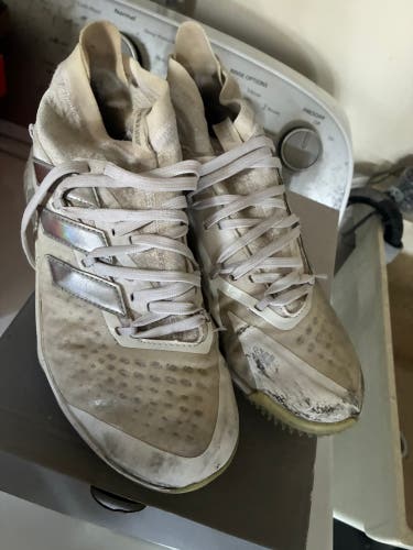 White Men's Size M 7.0 (W 8.0) Adidas Adizero Afterburner 8 (Used)
