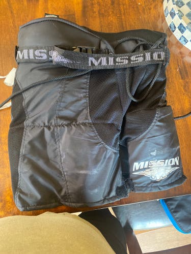 Medium Mission Inline Pants (Used)
