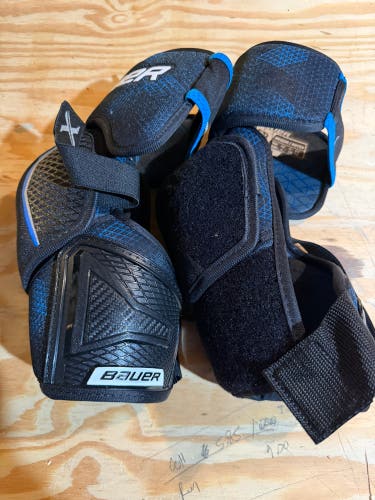 Senior Medium Bauer Bauer X Elbow Pads (Used)