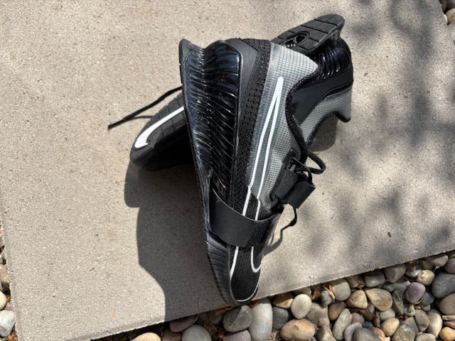 Men's Nike (New) weight lifting shoes, size 6.5