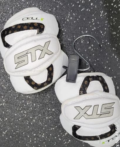 Used STX CELL V Lacrosse Arm Pads/Guards White MD 11849-S000043304