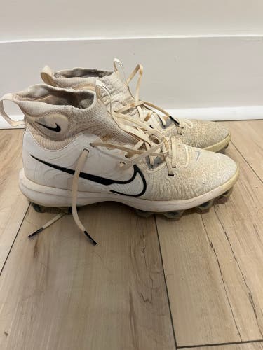 White Men's Size M 11.5 (W 12.5) Nike High Top Molded Cleats (Used)