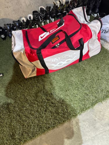 Bauer Goalie Bag on wheels
