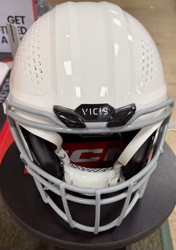 Youth Large Vicis ZERO2 Helmet (New) (White)