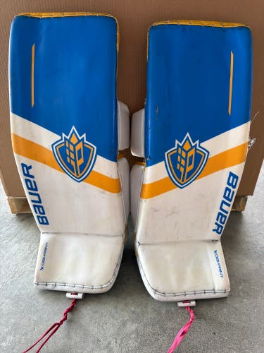 33" Senior Bauer Vapor Hyperlite 2 Goalie Leg Pads (Used)