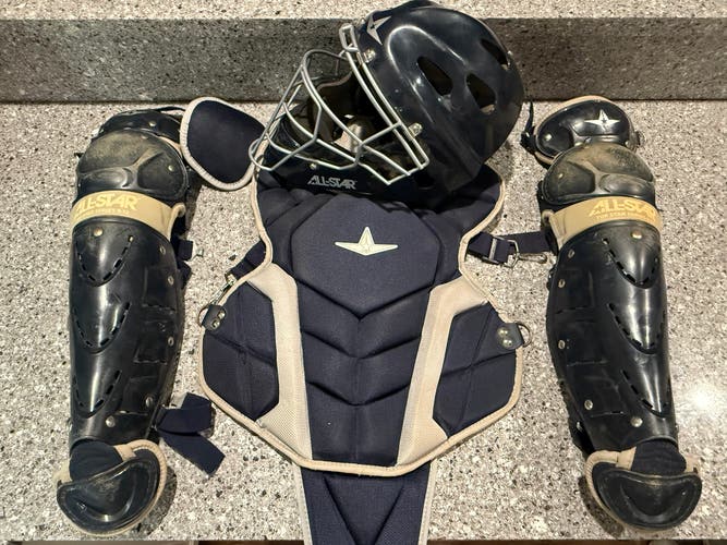 White/Blue All Star Top Star Catcher's Set (Used)