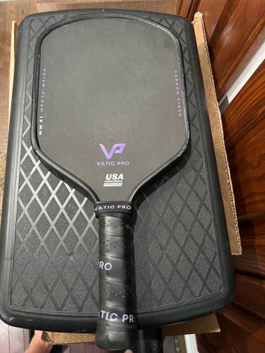 Black Vatic Pro Prism Flash 16mm Pickleball Paddle (Used) w/cover