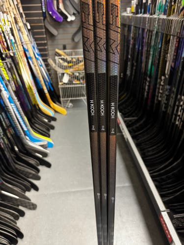 3 Pack Charcoal Senior CCM JetSpeed FT8 Pro Left Hand Hockey Stick P88 75 Flex (New)