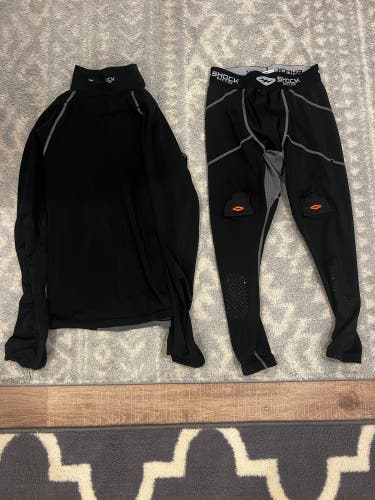 Black Large Boys Shock Doctor Compression Set (Used)