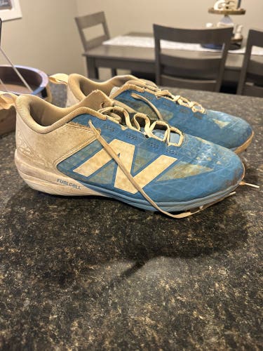 Men's Size M 10.5 (W 11.5) New Balance 4040 (Used)