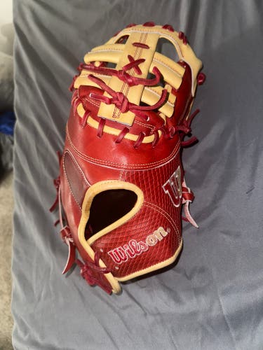 2025 Wilson A2K RH Infield Baseball Glove 12.5" (New)