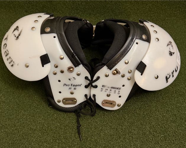 Douglas Pro Team PT80 Football Shoulder Pads (3854)
