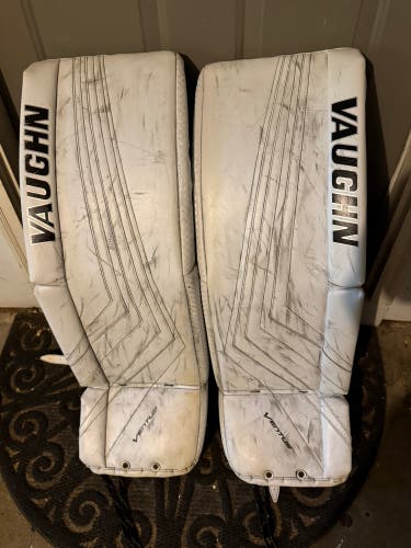 34" Vaughn Ventus SLR 2 Regular Goalie Full Set (Used)