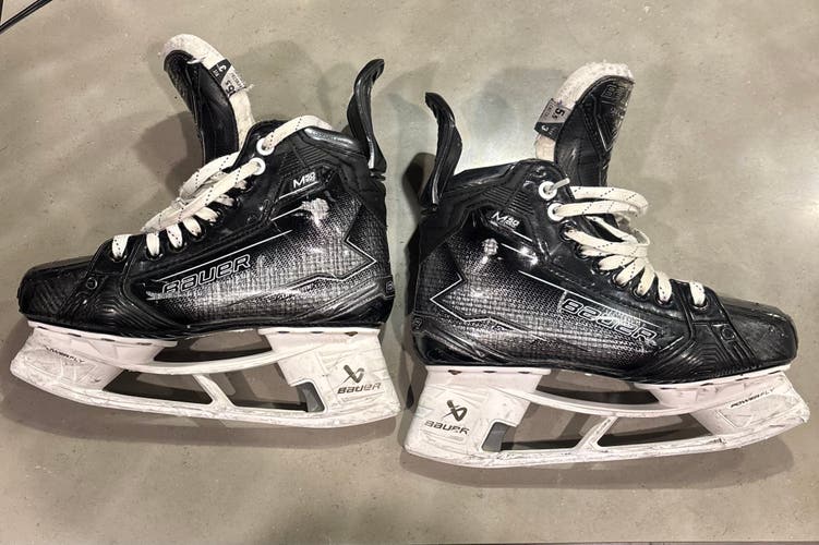 Black/Gray 2024 Bauer Supreme M50 Pro Hockey Skates Size 5.5 (Used)