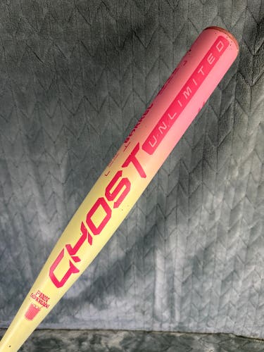 Pink 2025 Easton Ghost Unlimited Composite Bat (-11) Composite 20 oz 31" (Used)