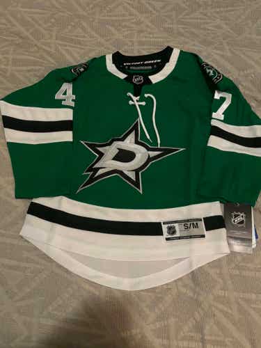 Dallas Stars NHL Alexander Radulov Replica Hockey Jersey, Size Youth S/M