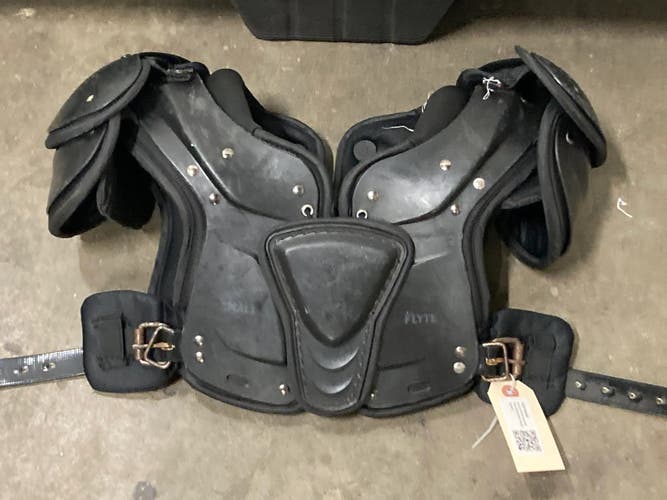 Used Youth Small Xenith Flyte Shoulder Pads