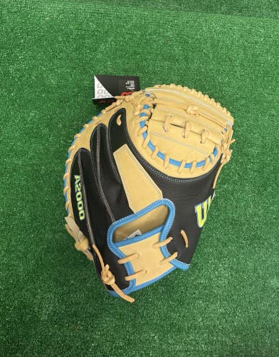 Wilson A2000 33.5" M23 SuperSkin Baseball Catchers Mitt - Blonde Sky Blue Black