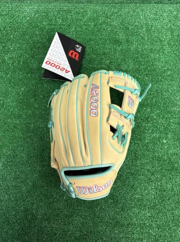 Wilson A2000 11.75" 1975 Infield Baseball Glove - Classic Blonde Mint Seafoam