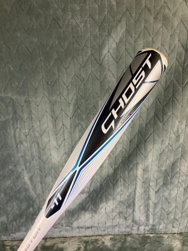 Gray Easton Ghost Alloy Bat (-11) Alloy 16 oz 27" (Used)