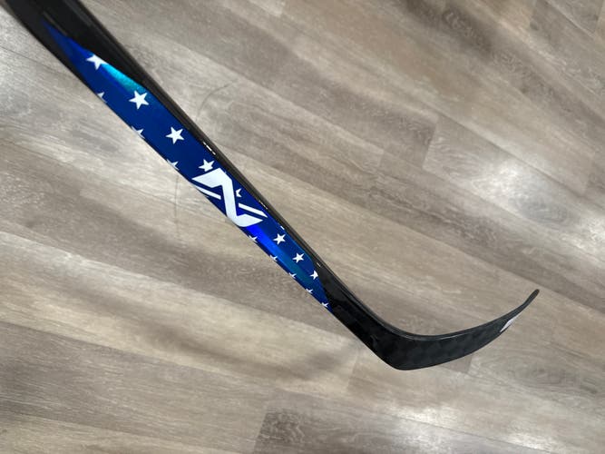 Bauer Tracer USA RH 77 flex p28
